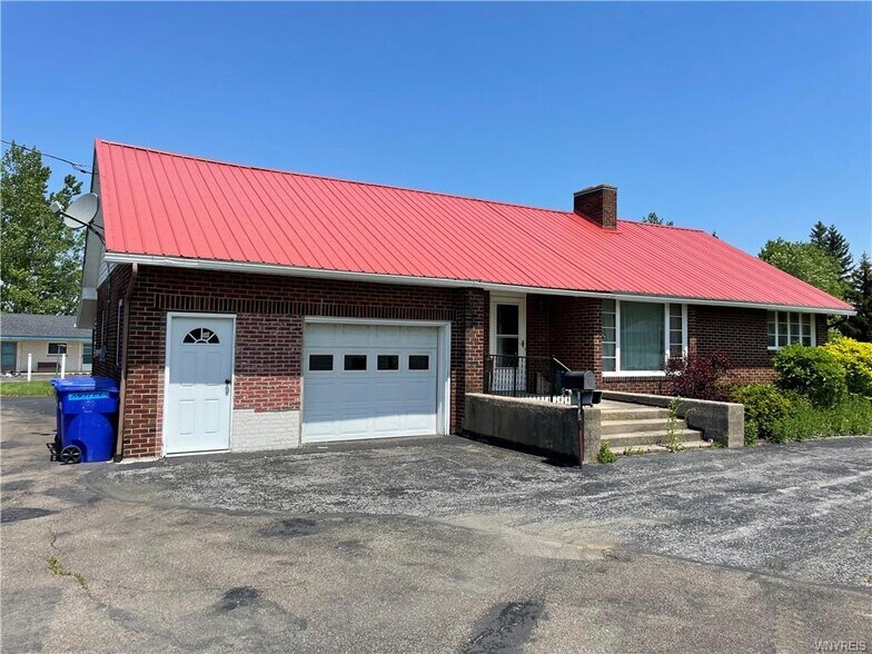 More Photos Of 1630 Southwestern blvd, West Seneca Hotel For Sale