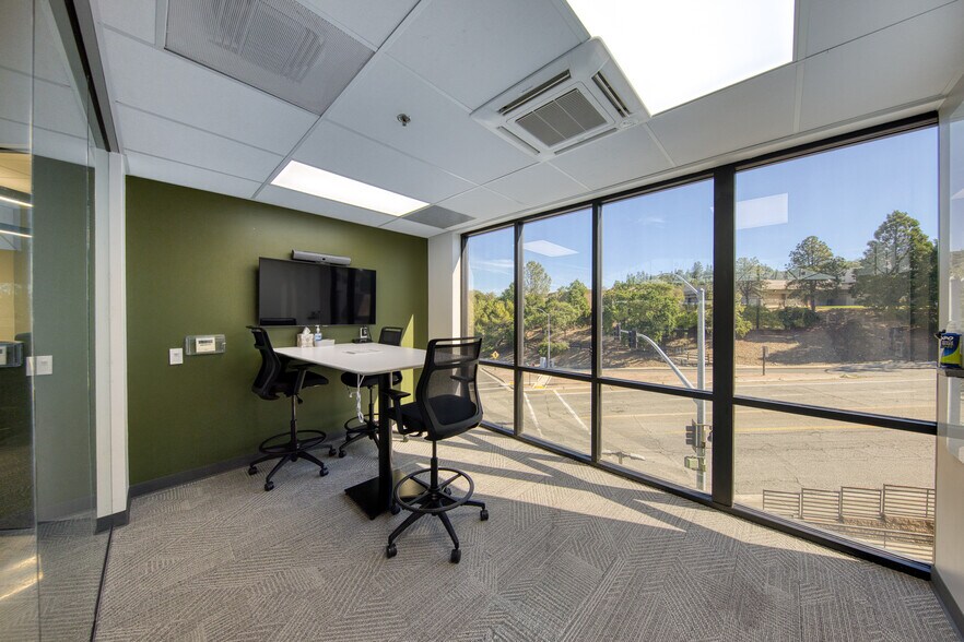More Photos Of 373 Elm Ave, Auburn Office Residential For Sale