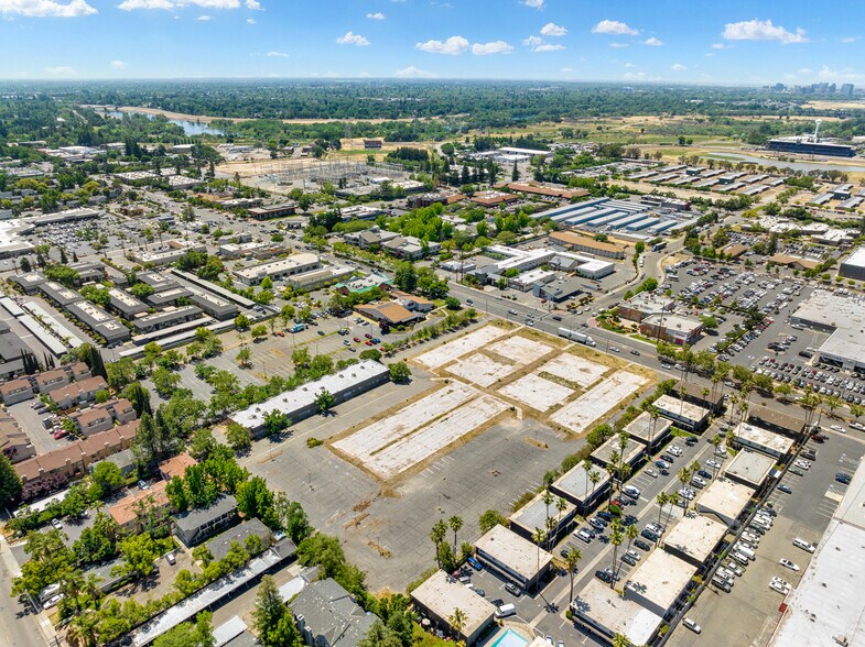 More Photos Of 1420 Howe Ave, Sacramento Land For Sale