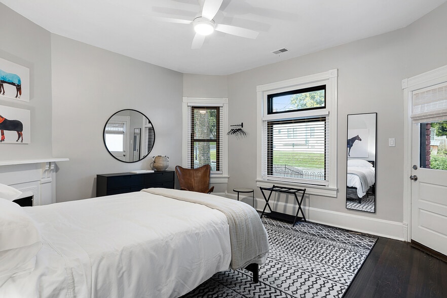 More Photos Of 1829 Brownsboro Rd, Louisville Apartments For Sale