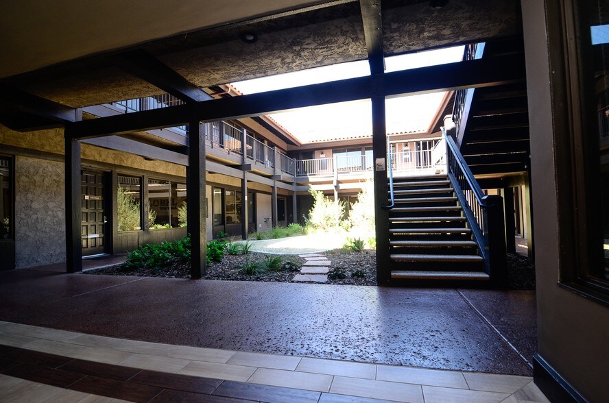 More Photos Of 315 Arden Ave, Glendale Office For Sale