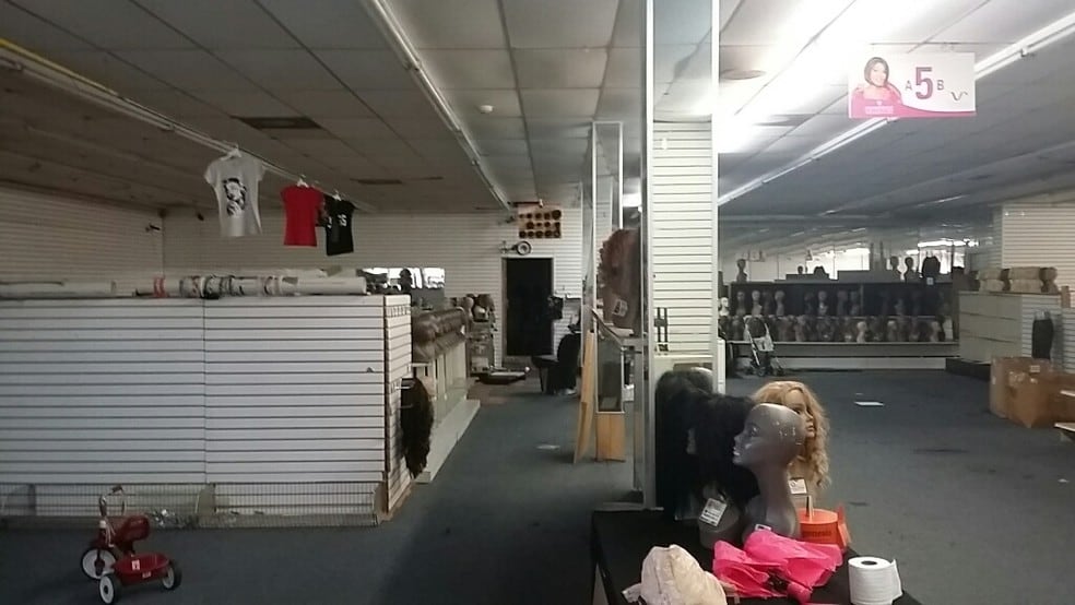 More Photos Of 18451 Wyoming St, Detroit Freestanding For Lease