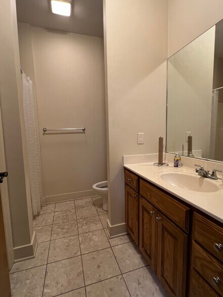 More Photos Of 5505 Linwood Dr, Tyler Warehouse For Sale
