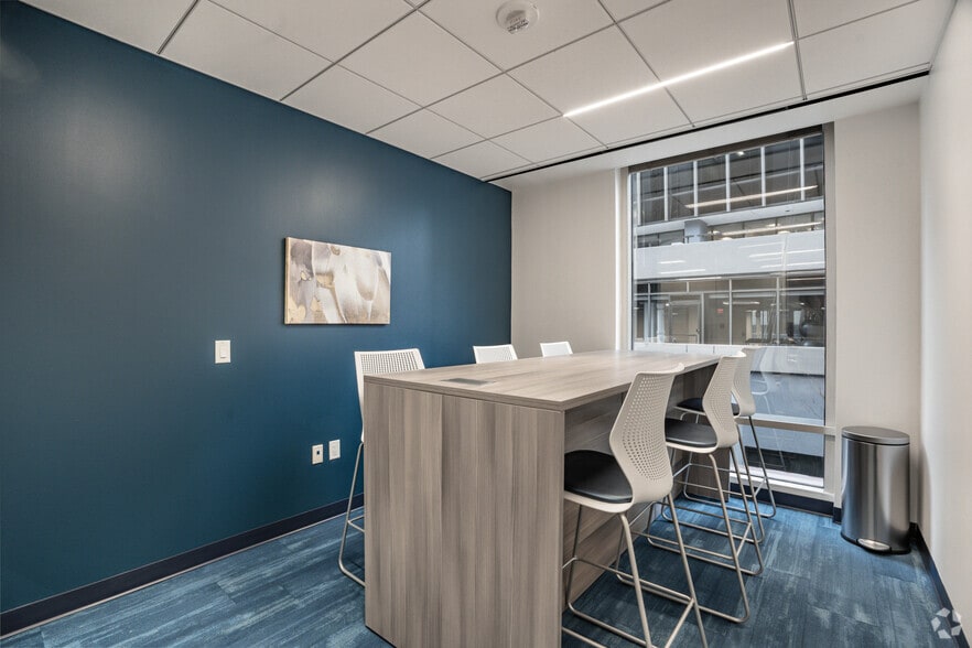 More Photos Of 1530 Wilson Blvd, Arlington Office For Lease