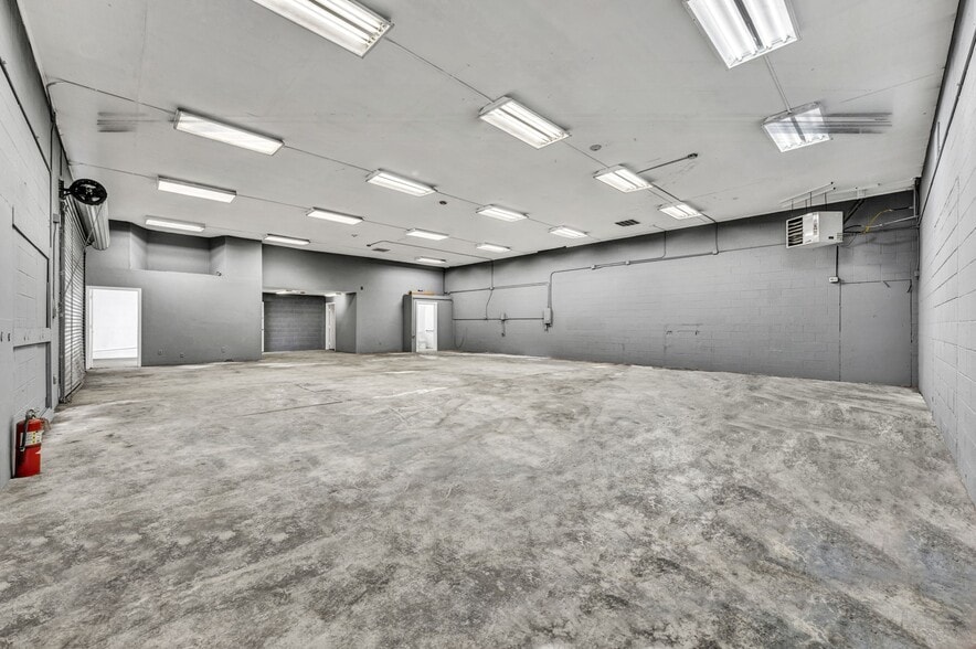 More Photos Of 3000-3090 Mill St, Reno Unknown For Lease
