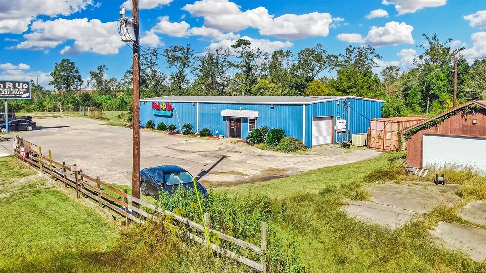 More Photos Of 10855 Highway 242, Conroe Freestanding For Sale