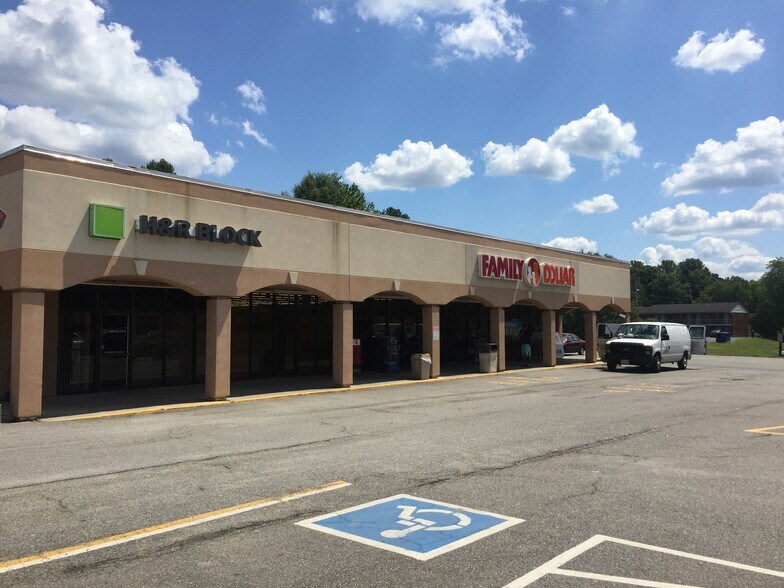 More Photos Of 502 E Main St, Louisa Unknown For Lease