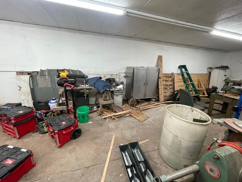 More Photos Of 6149 Cleveland St, Merrillville Industrial For Sale