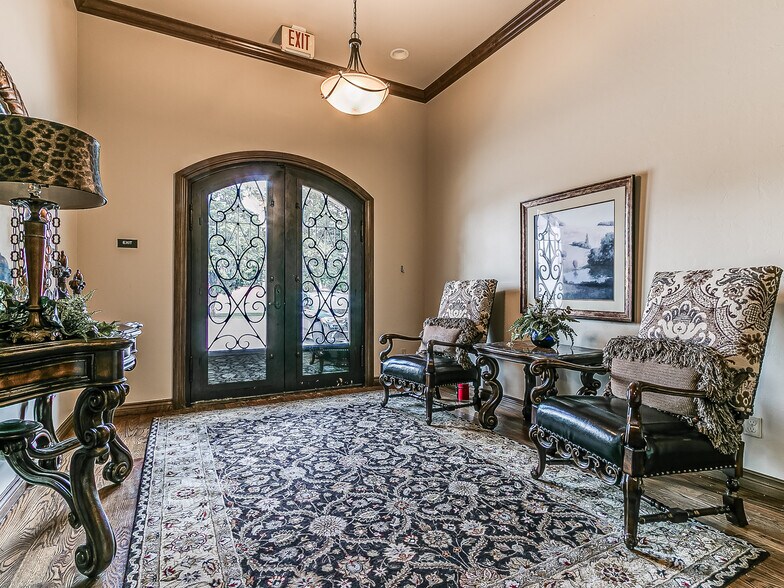 More Photos Of 2929 NW 156th St, Oklahoma City Office For Lease