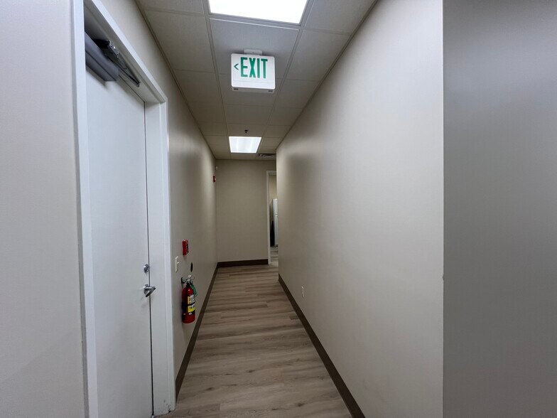 More Photos Of 4 Okatie Center Blvd S, Okatie Office For Sale