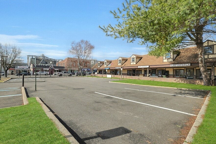 More Photos Of 50 Lafayette Ave, Suffern Freestanding For Sale