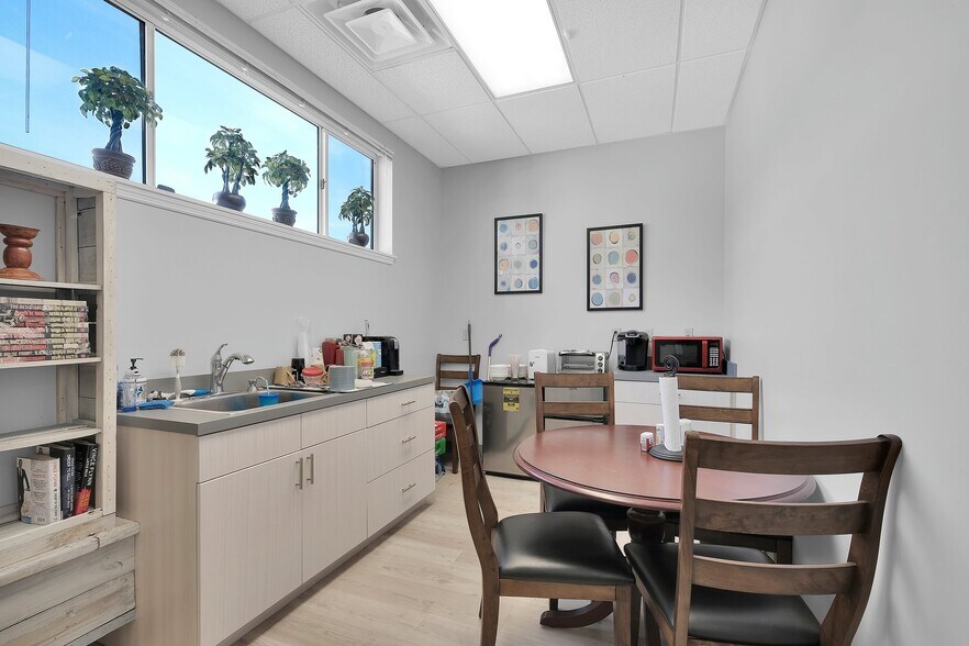 More Photos Of 3400 Kori Rd, Jacksonville Loft Creative Space For Sale