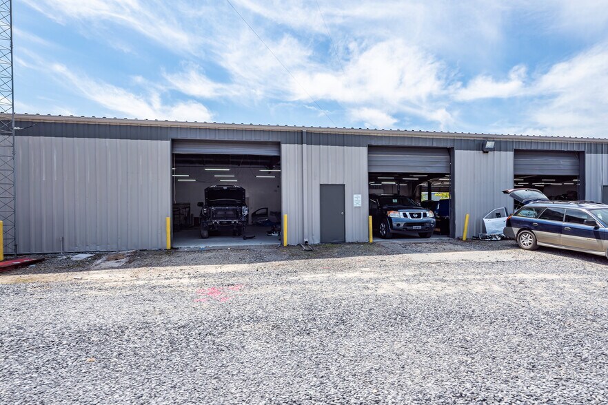 More Photos Of 3350 Hill Park Dr, North Charleston Industrial For Sale