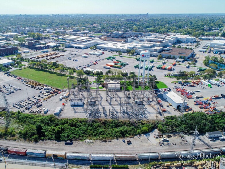 More Photos Of 3901 Union Blvd, Saint Louis Warehouse For Sale