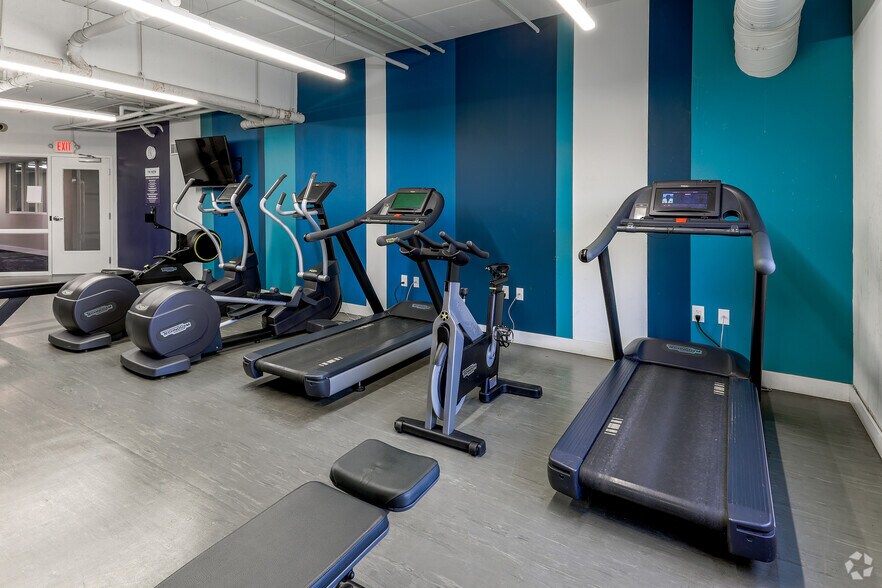 More Photos Of 12100 Singletree Ln, Eden Prairie Apartments For Lease
