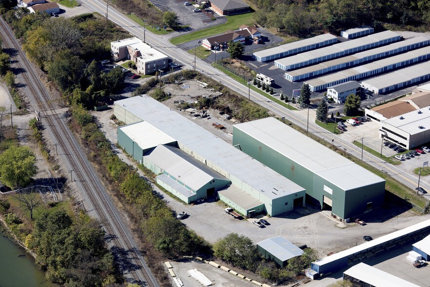 More Photos Of 685 State Ave, Vanport Warehouse For Lease