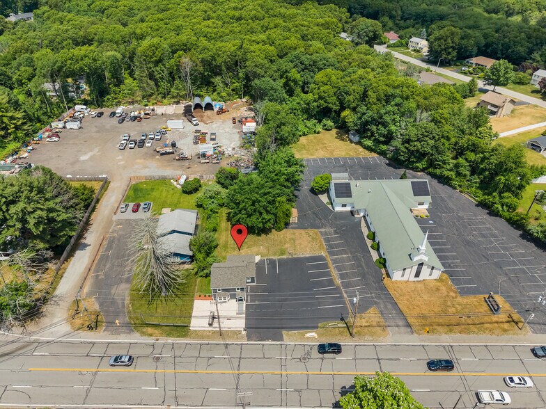 More Photos Of 2695 Hartford Ave, Johnston Office For Lease