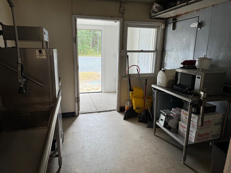 More Photos Of 500 W White Horse Pike, Egg Harbor City Restaurant For Sale