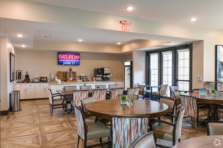 More Photos Of 2200 Carl D Silver Pky, Fredericksburg Apartments For Lease