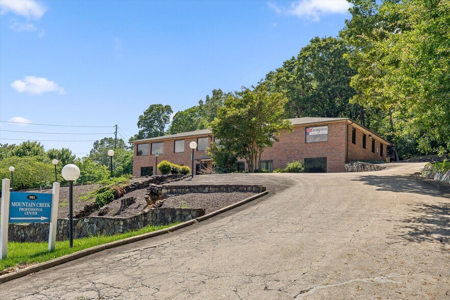 More Photos Of 901 Mountain Creek Rd, Chattanooga Office For Lease