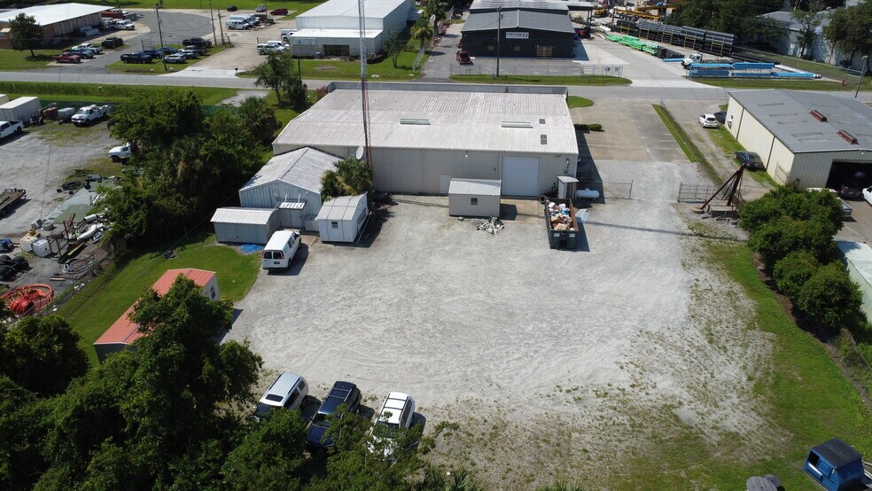 More Photos Of 112 Key Dr, Brunswick Manufacturing For Lease