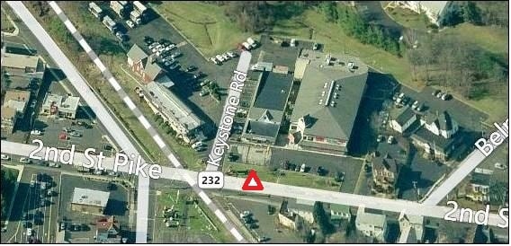 More Photos Of 608-614 2nd St Pike, Southampton Freestanding For Lease