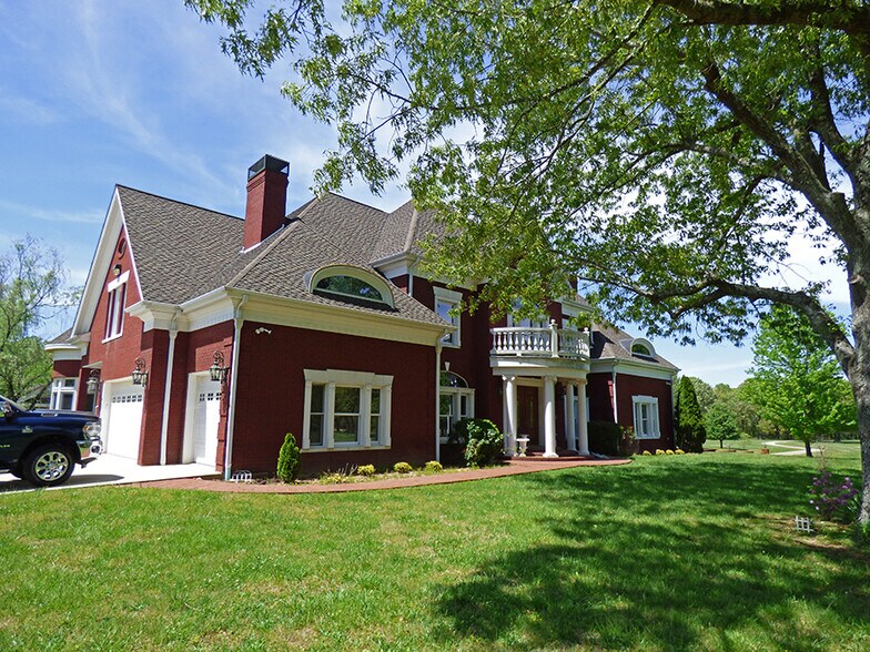 More Photos Of 371 Liberty Hill Rd, Highland Specialty For Sale