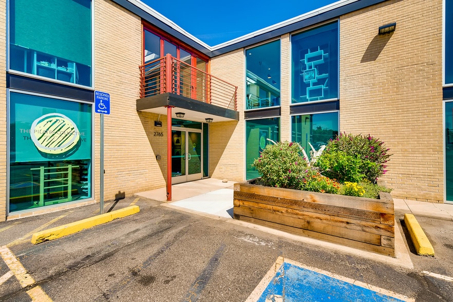 More Photos Of 2765 S Colorado Blvd, Denver Office For Lease