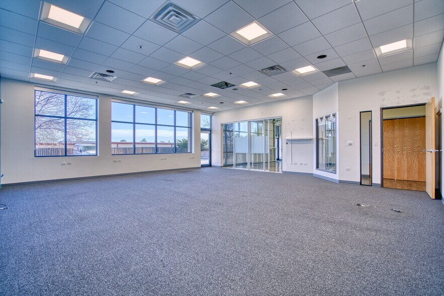 More Photos Of 590 Burbank St, Broomfield Flex For Lease