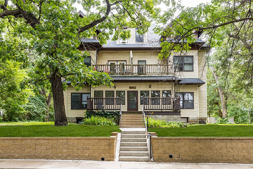 Primary Photo Of 1910 Feronia Ave, Saint Paul Apartments For Sale