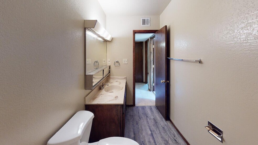 More Photos Of 1325 Fillmore Ave, Alamogordo Apartments For Sale