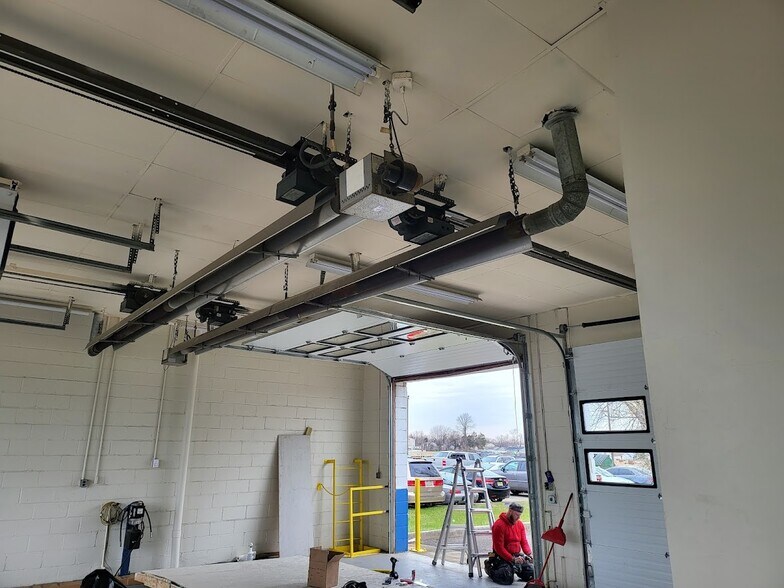 More Photos Of 4333 route 130, Edgewater Park Auto Repair For Sale