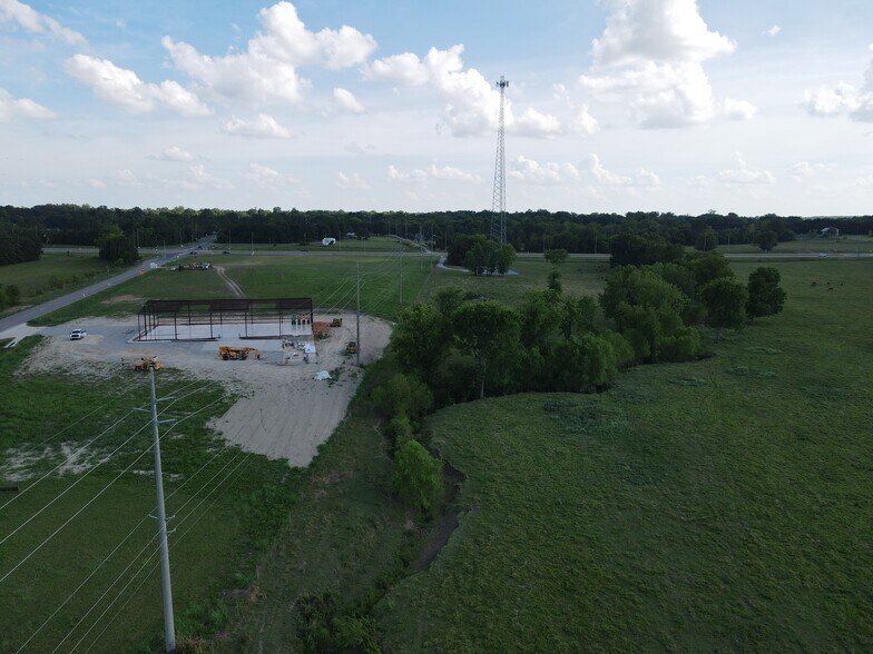 More Photos Of 36259 Alabama 25, Faunsdale Warehouse For Lease