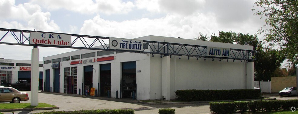 More Photos Of 2700-2780 N State Road 7, Lauderdale Lakes Auto Repair For Sale