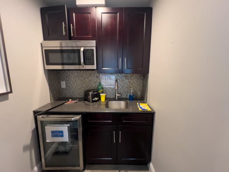 More Photos Of 210 Whiting St, Hingham Office For Lease