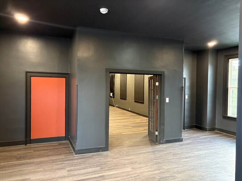 More Photos Of 1507 Reisterstown Rd, Pikesville Lodge Meeting Hall For Lease