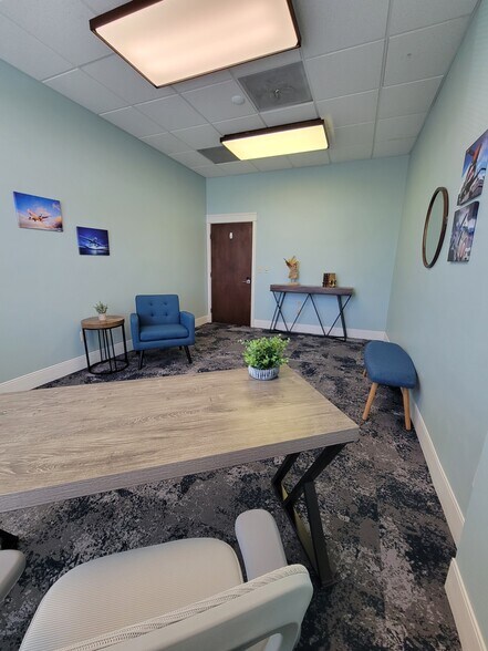 More Photos Of 208 S Beach St, Daytona Beach Office For Lease