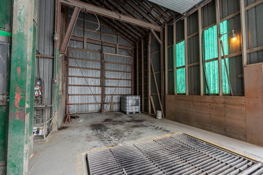 More Photos Of 6517 James St, Inwood Food Processing For Sale