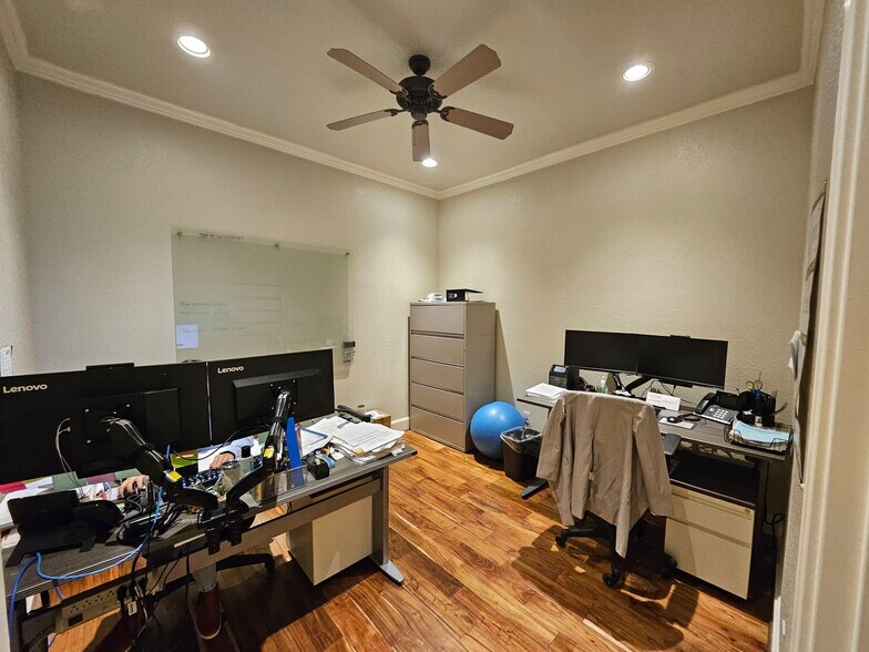 More Photos Of 1804 Snake River Rd, Katy Medical For Lease