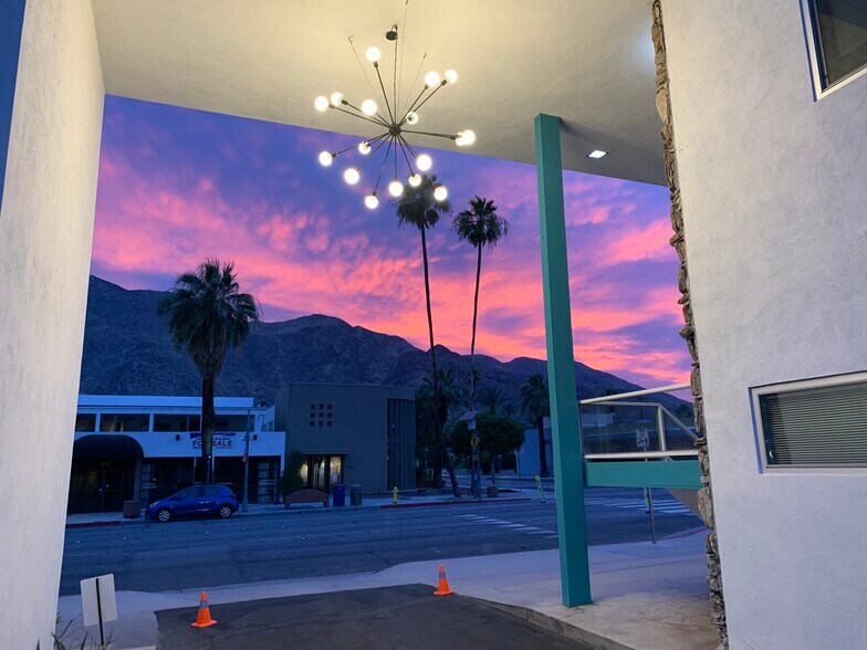 More Photos Of 664-668 N Palm Canyon Dr, Palm Springs Office For Sale