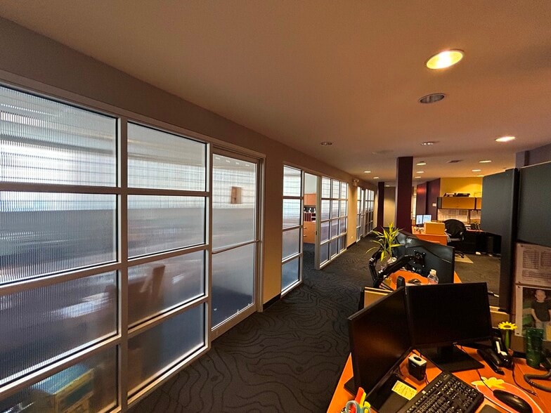 More Photos Of 4300 N Knox Ave, Chicago Warehouse For Sale