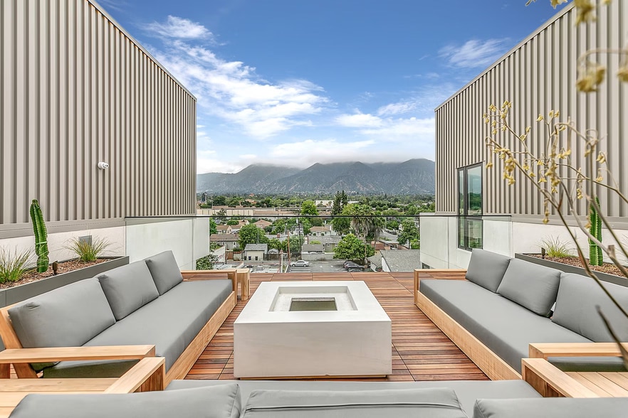 More Photos Of 3768 E Colorado Blvd, Pasadena Apartments For Lease