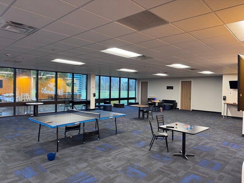 More Photos Of 396 Rinehart Rd, Lake Mary Office For Lease