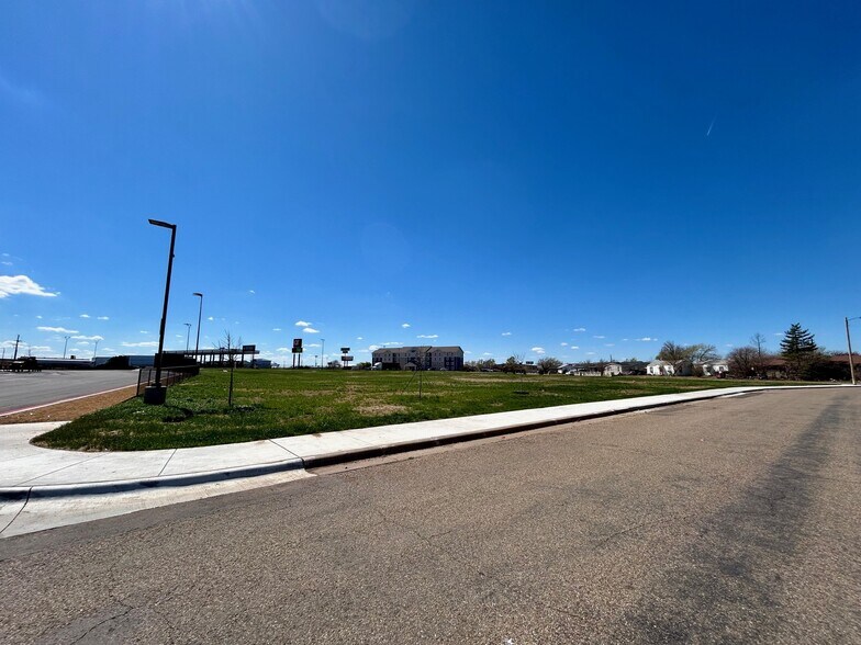 More Photos Of 1703 Pryor St, Amarillo Land For Sale