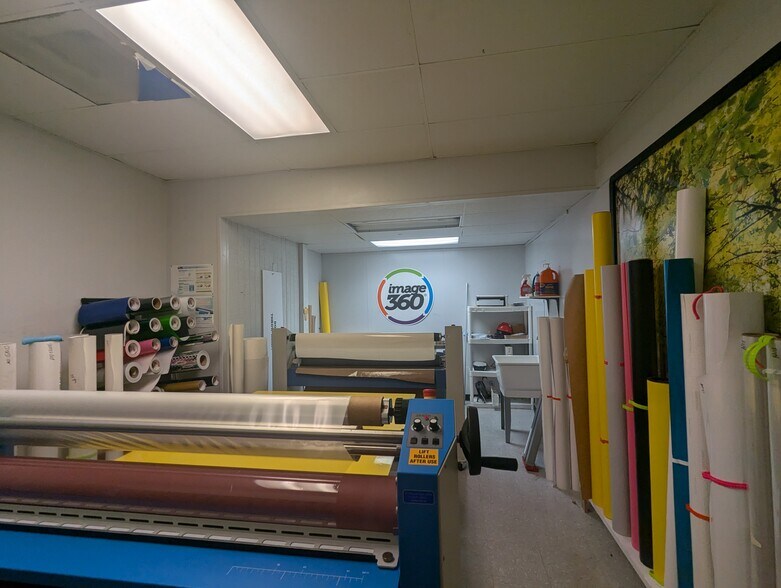 More Photos Of 3920 Phelan Blvd, Beaumont General Retail For Sale