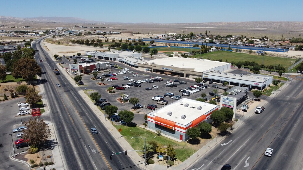 More Photos Of 1008-1092 W Kern, Taft Unknown For Lease