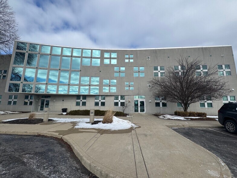 More Photos Of 2595 Arlington Ave, Toledo Medical For Lease
