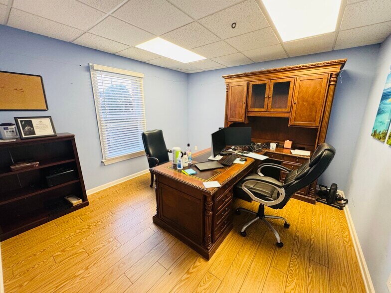 More Photos Of 601-623 Emancipation Hwy, Fredericksburg Medical For Sale