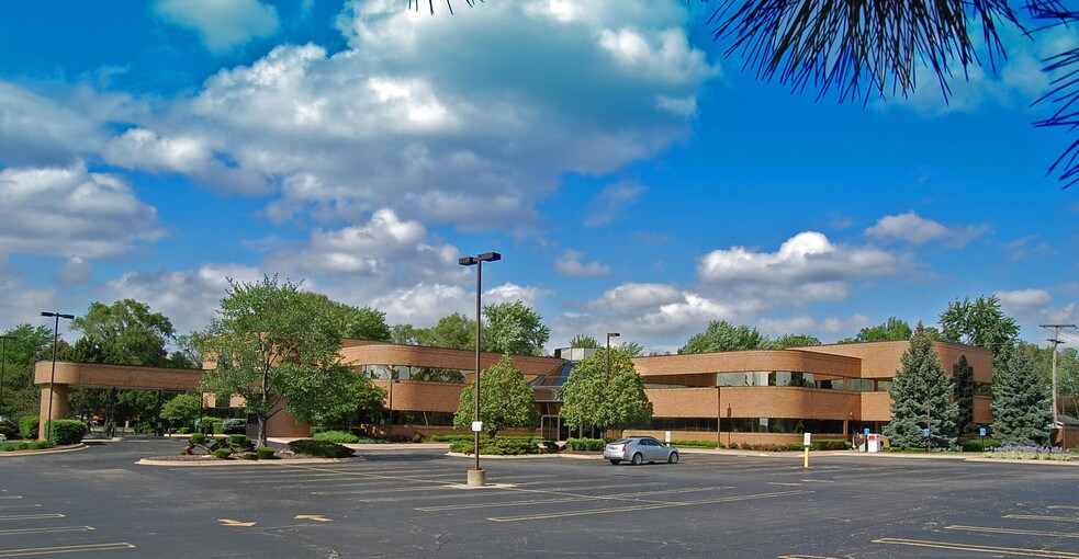 More Photos Of 33300 5 Mile Rd, Livonia Office For Lease