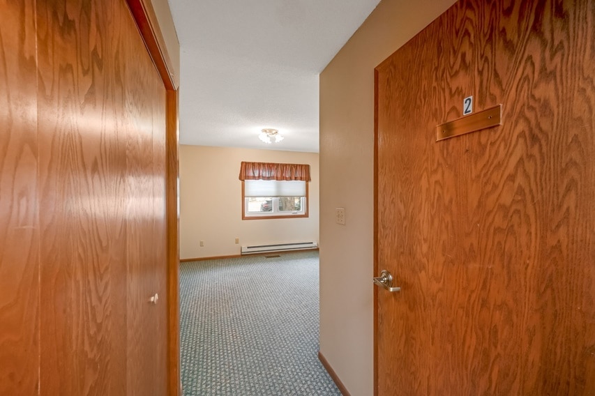 More Photos Of 311 S Nicollet St, Blue Earth Healthcare For Sale